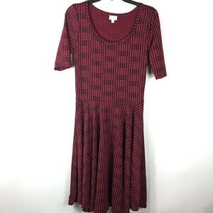 Lularoe Dress  Med Red Black Stretchy Comfortable Short Sleeve